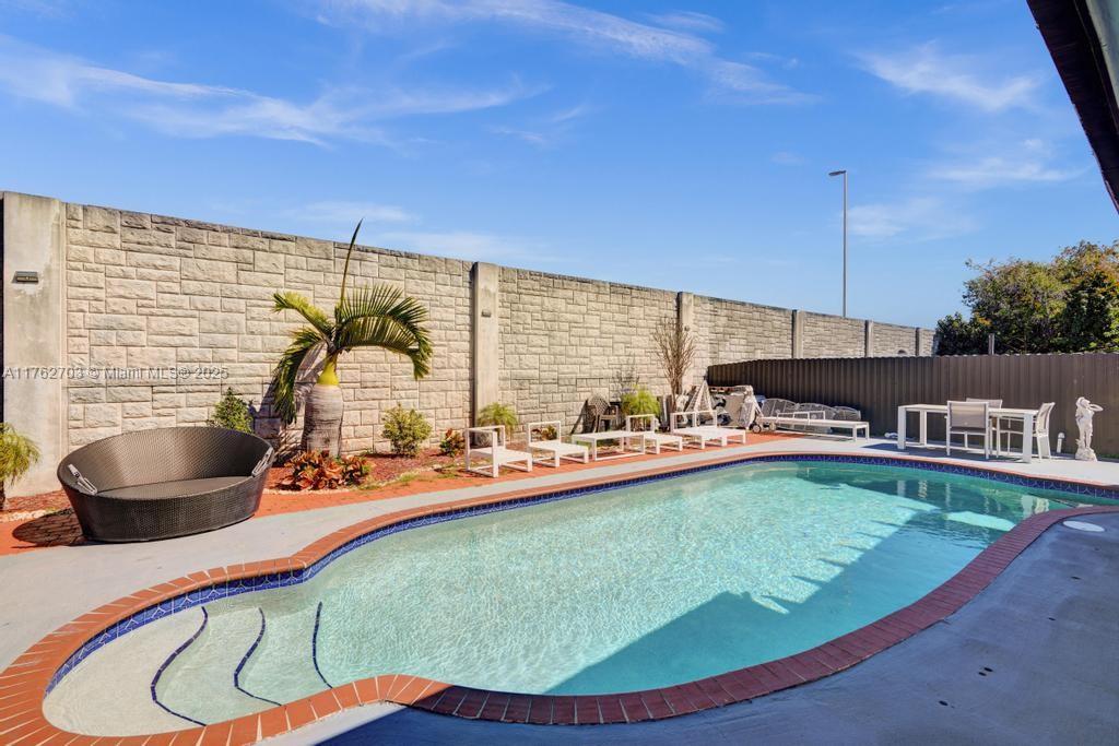 SOUTHERN ESTATES 13TH ADD - Residential