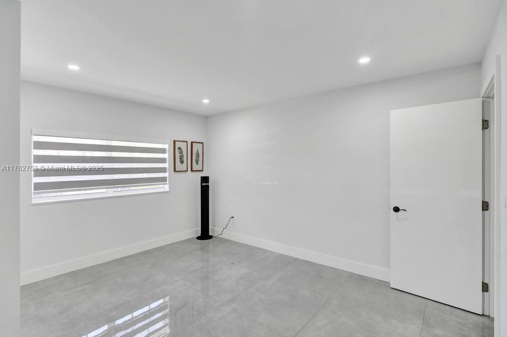 SOUTHERN ESTATES 13TH ADD - Residential