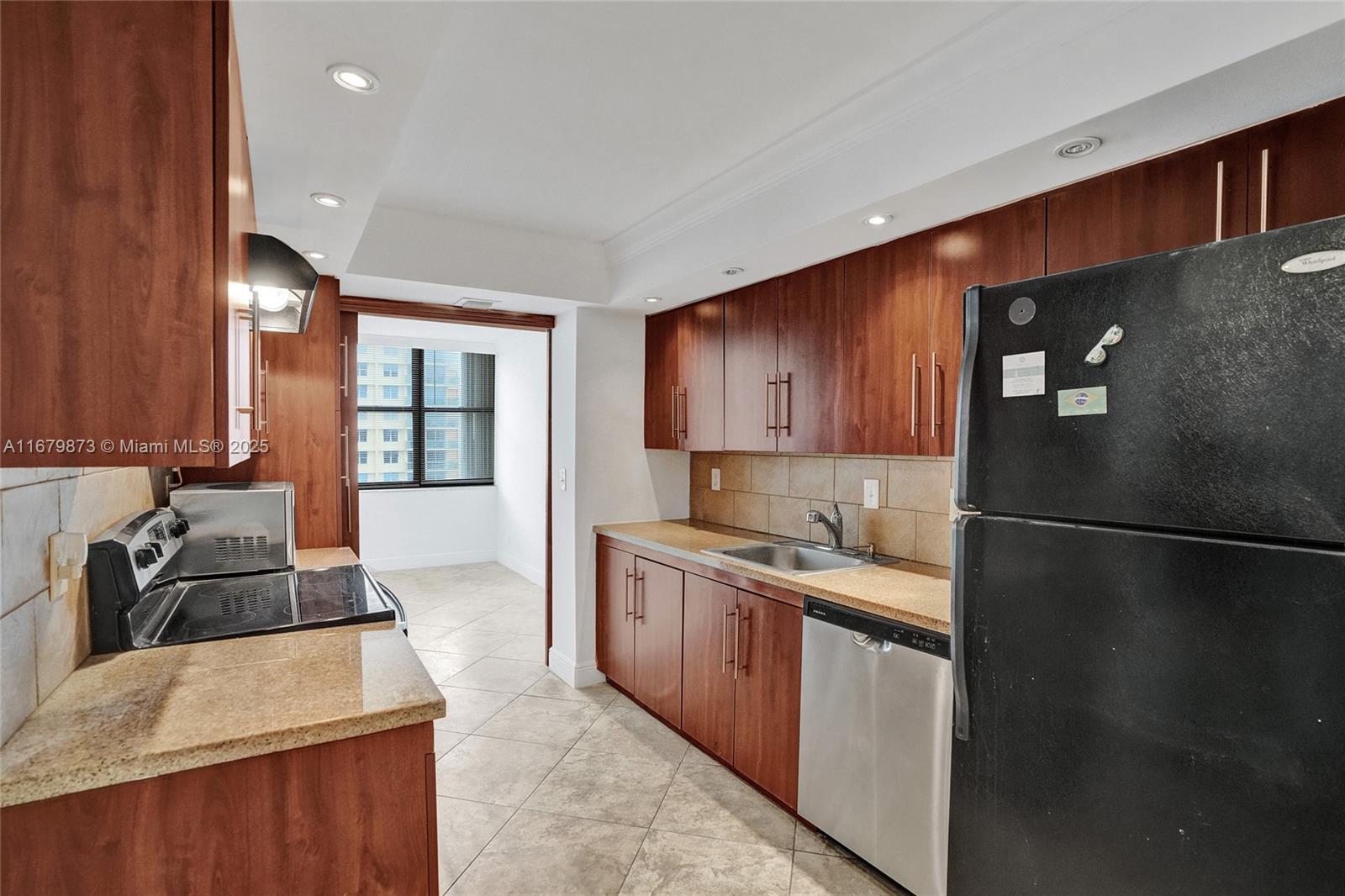 BRITANNIA AT QUADOMAIN CO - Residential