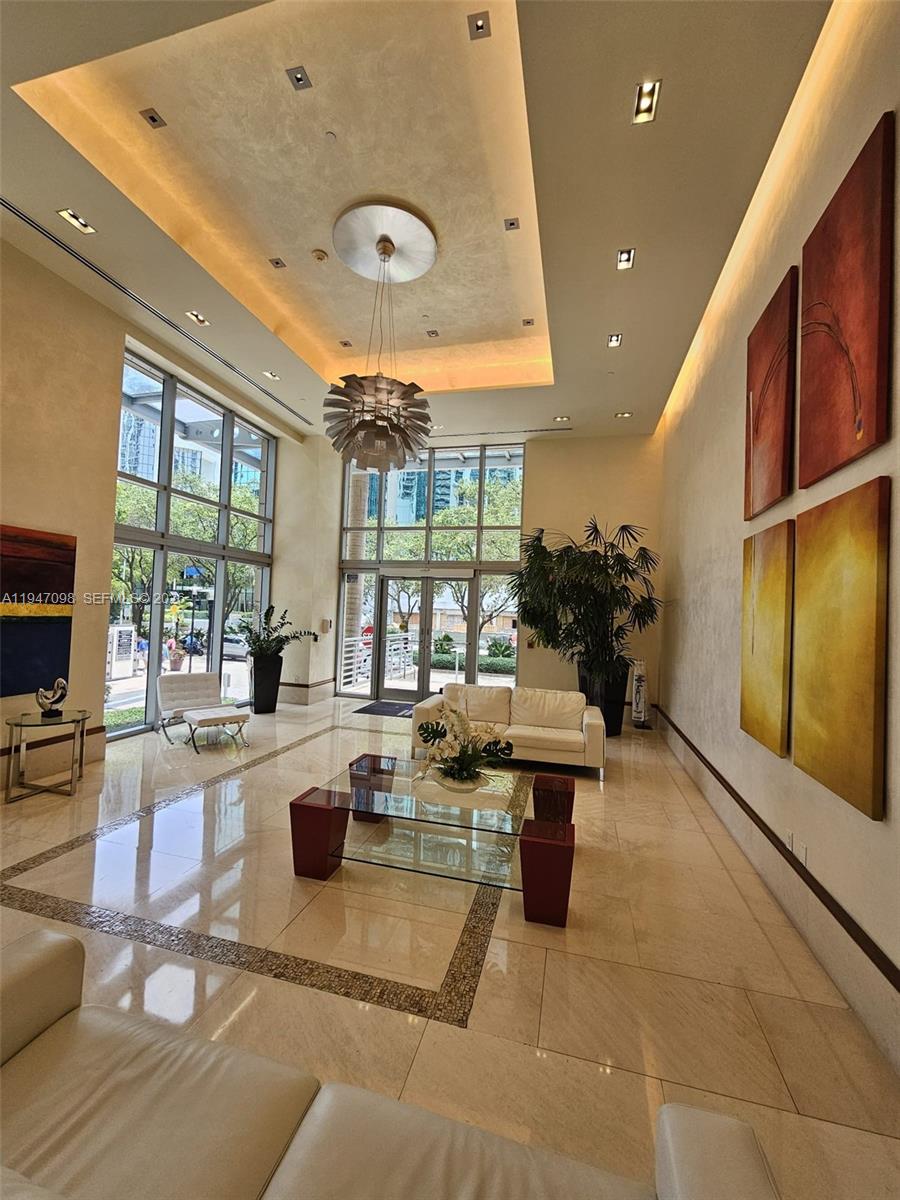 1060 Brickell Ave 1917