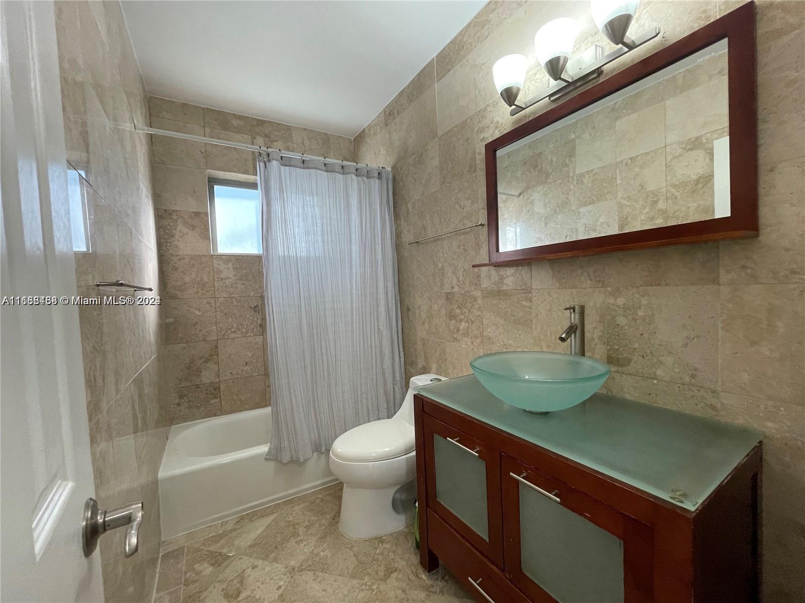 DEL MAR CONDO - Residential Lease