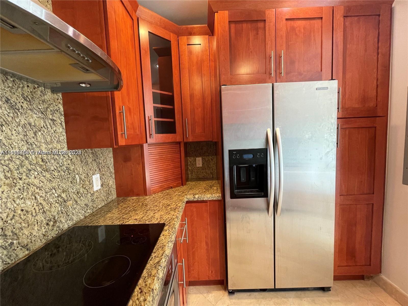 DEL MAR CONDO - Residential Lease
