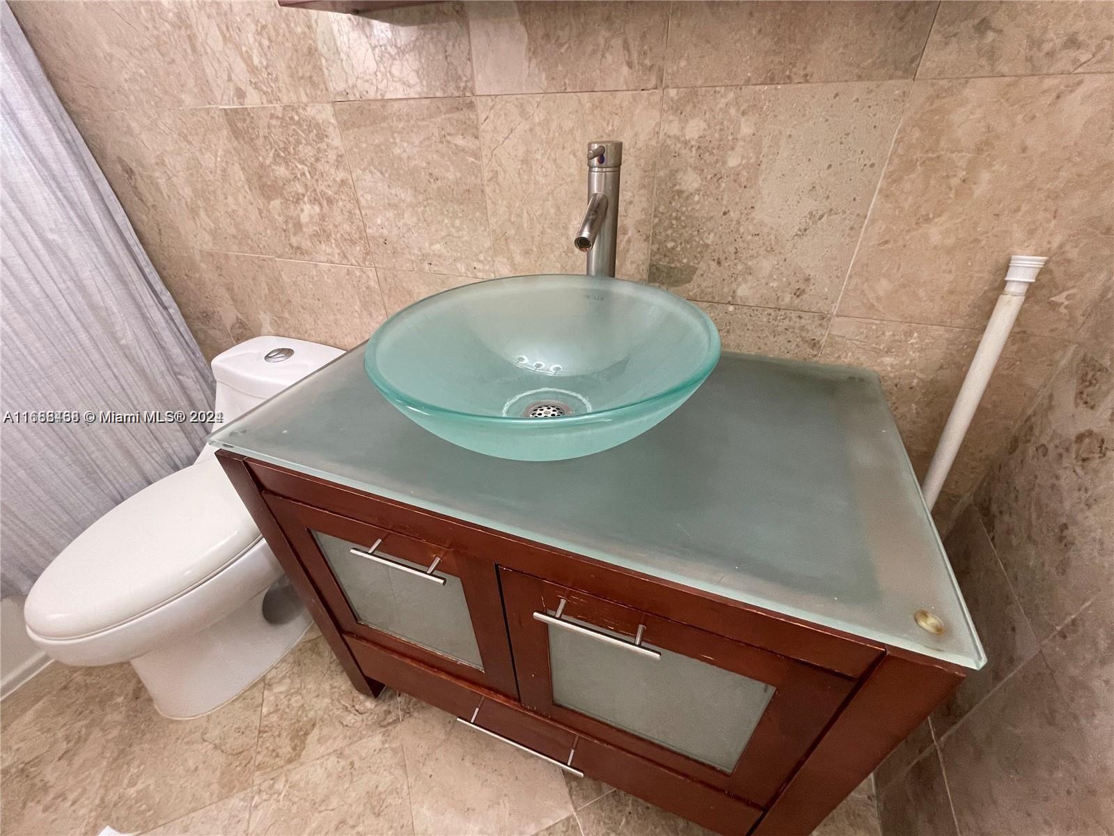 DEL MAR CONDO - Residential Lease