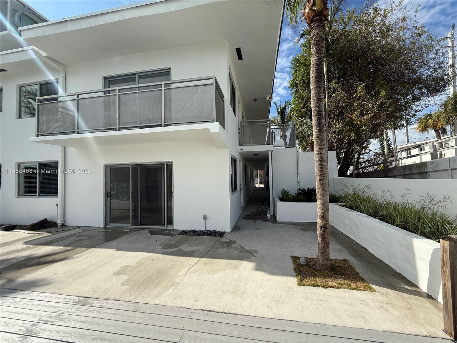 DEL MAR CONDO - Residential Lease