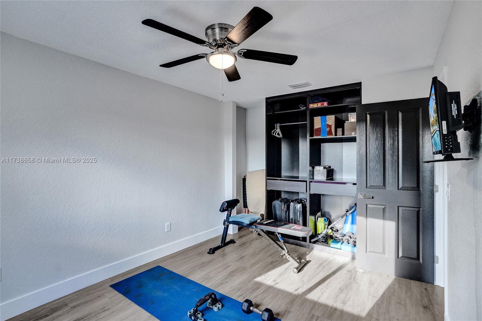 SILVER LAKES AT PEMBROKE - Residential