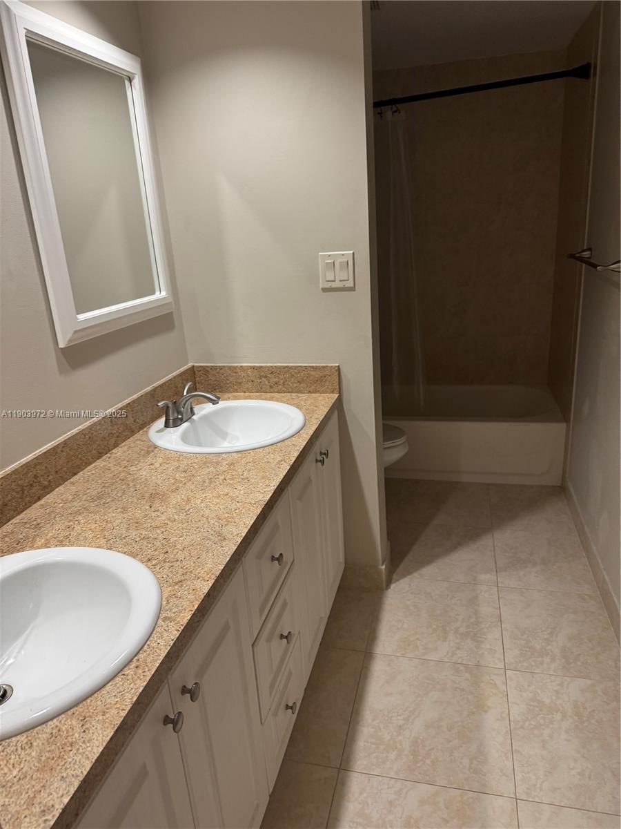 JASMINE LAKES #1 CONDO - Residential Lease