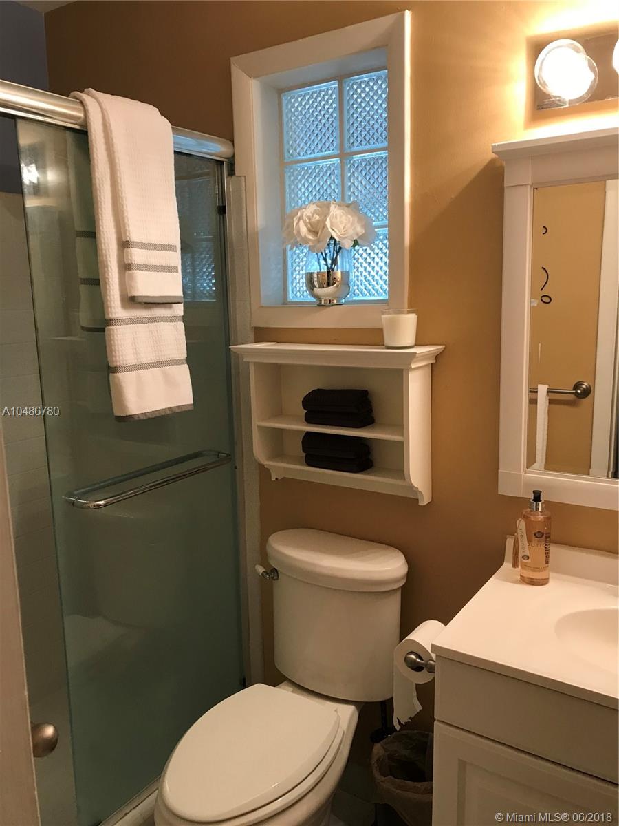 SOUTHGATE - Residential