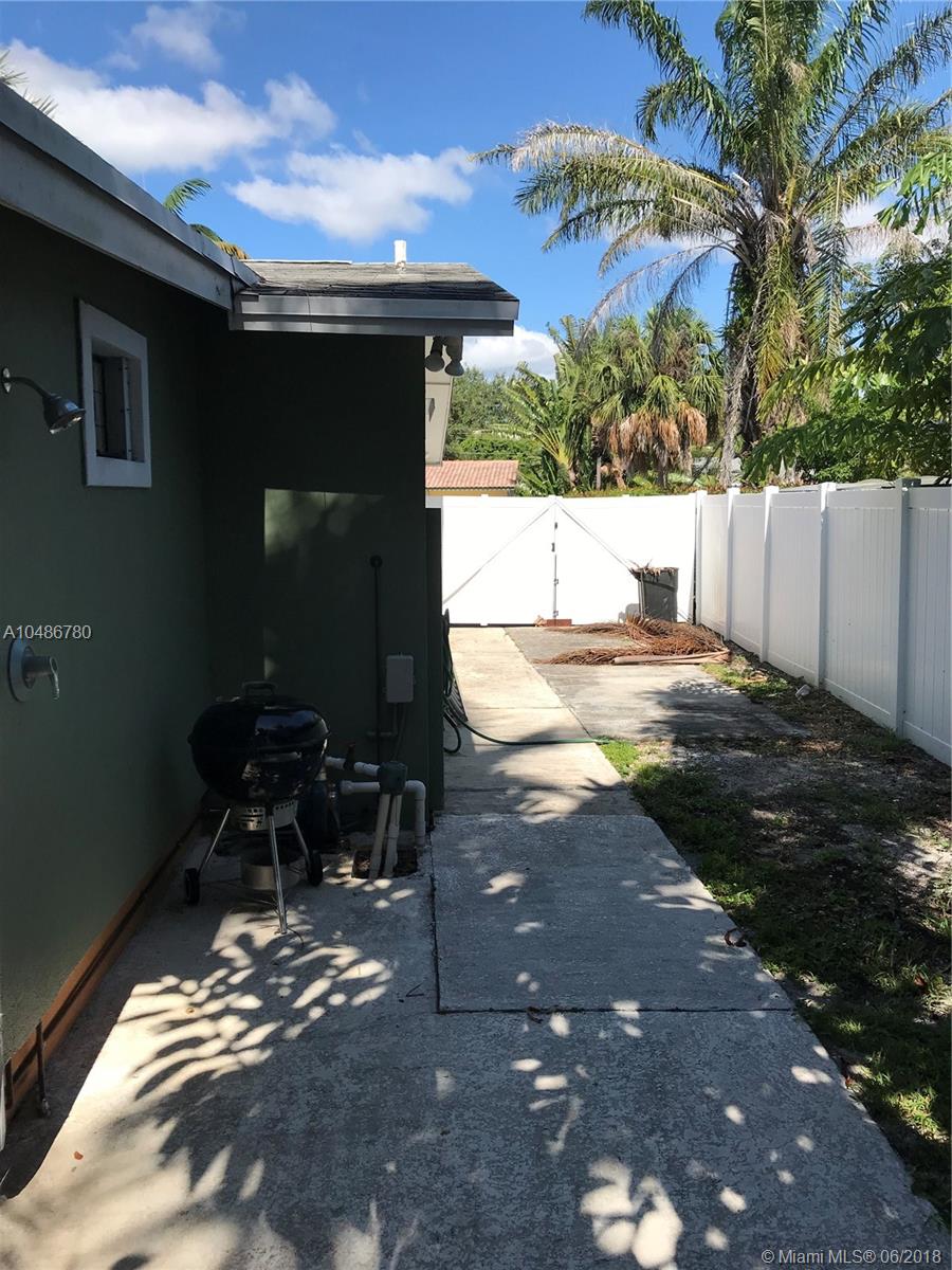 SOUTHGATE - Residential