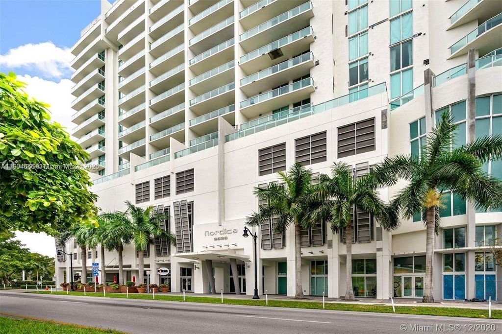 Photo of 2525 SW 3rd Ave #605, Miami, FL 33129 (MLS # A11904665)