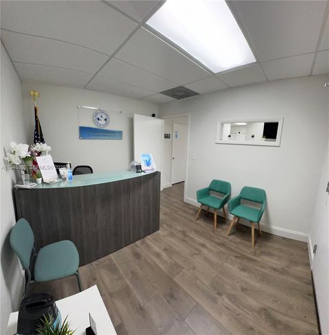 6405 NW 36th St 213 Virginia Gardens FL 33166