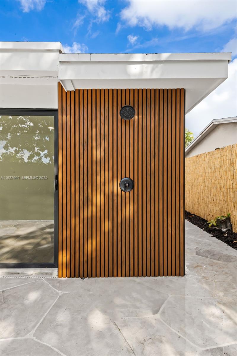 NORTH ANDREWS GARDENS ANN - Residential