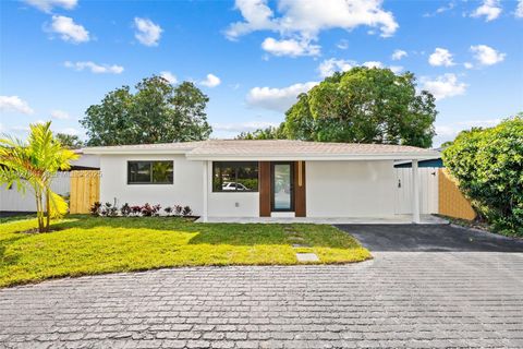 230 NE 43rd St Oakland Park FL 33334