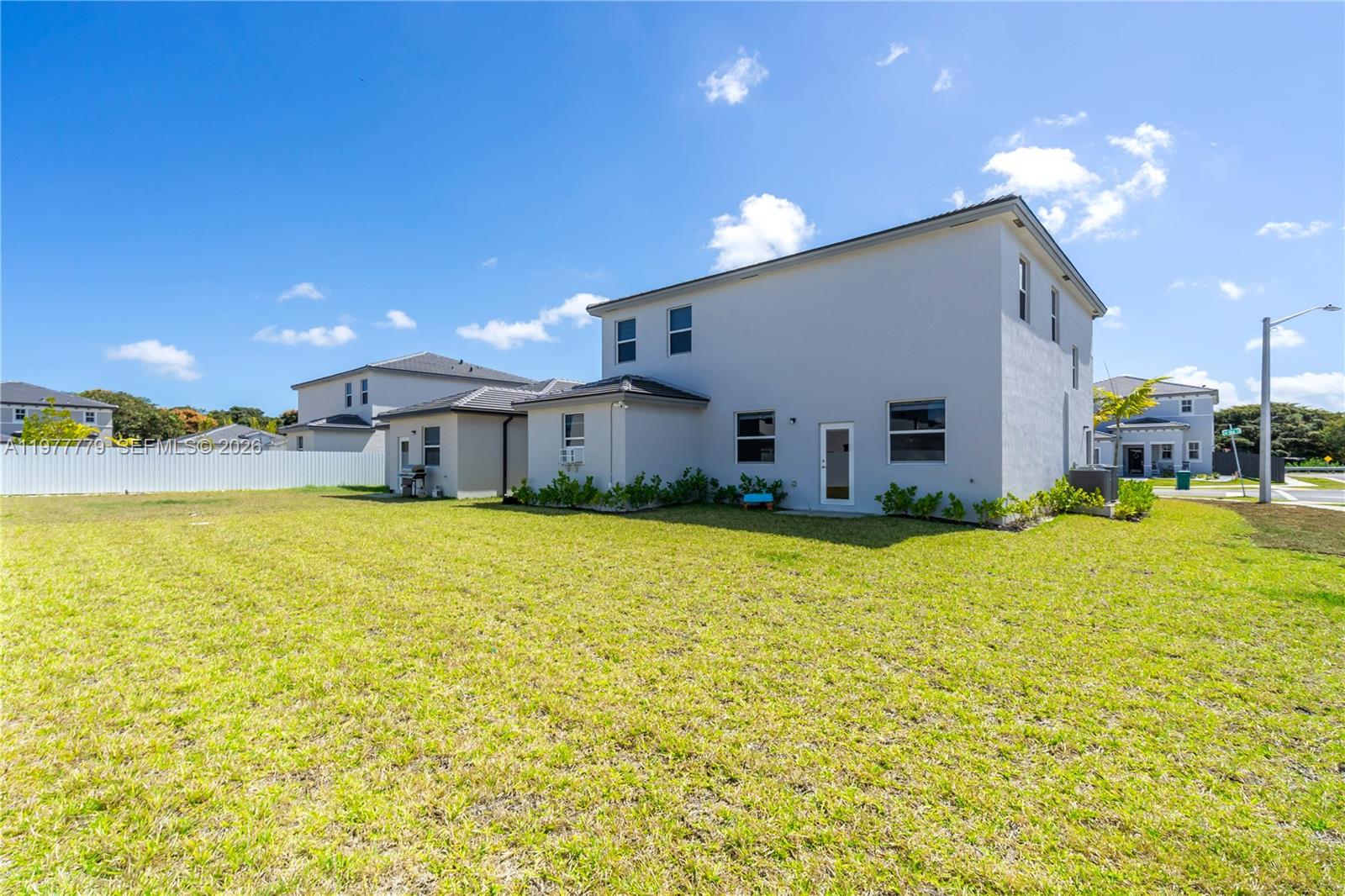 GALIANO - Residential