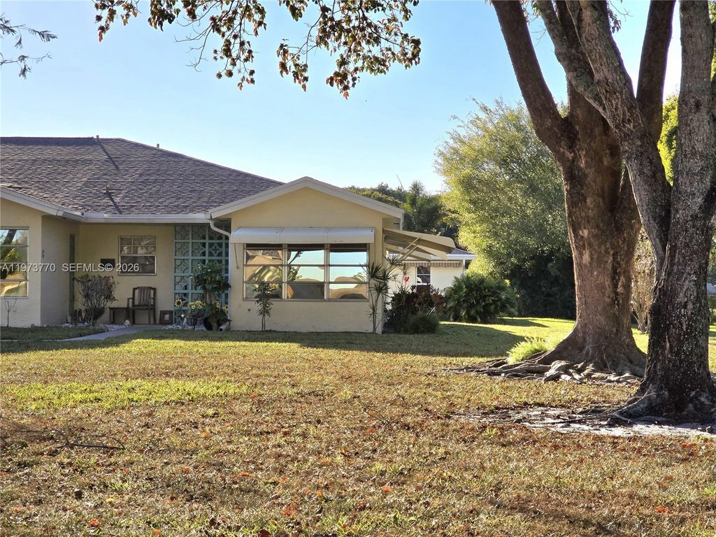 Photo of 5162 Lakefront Blvd #D, Delray Beach, FL 33484 (MLS # A11973770)