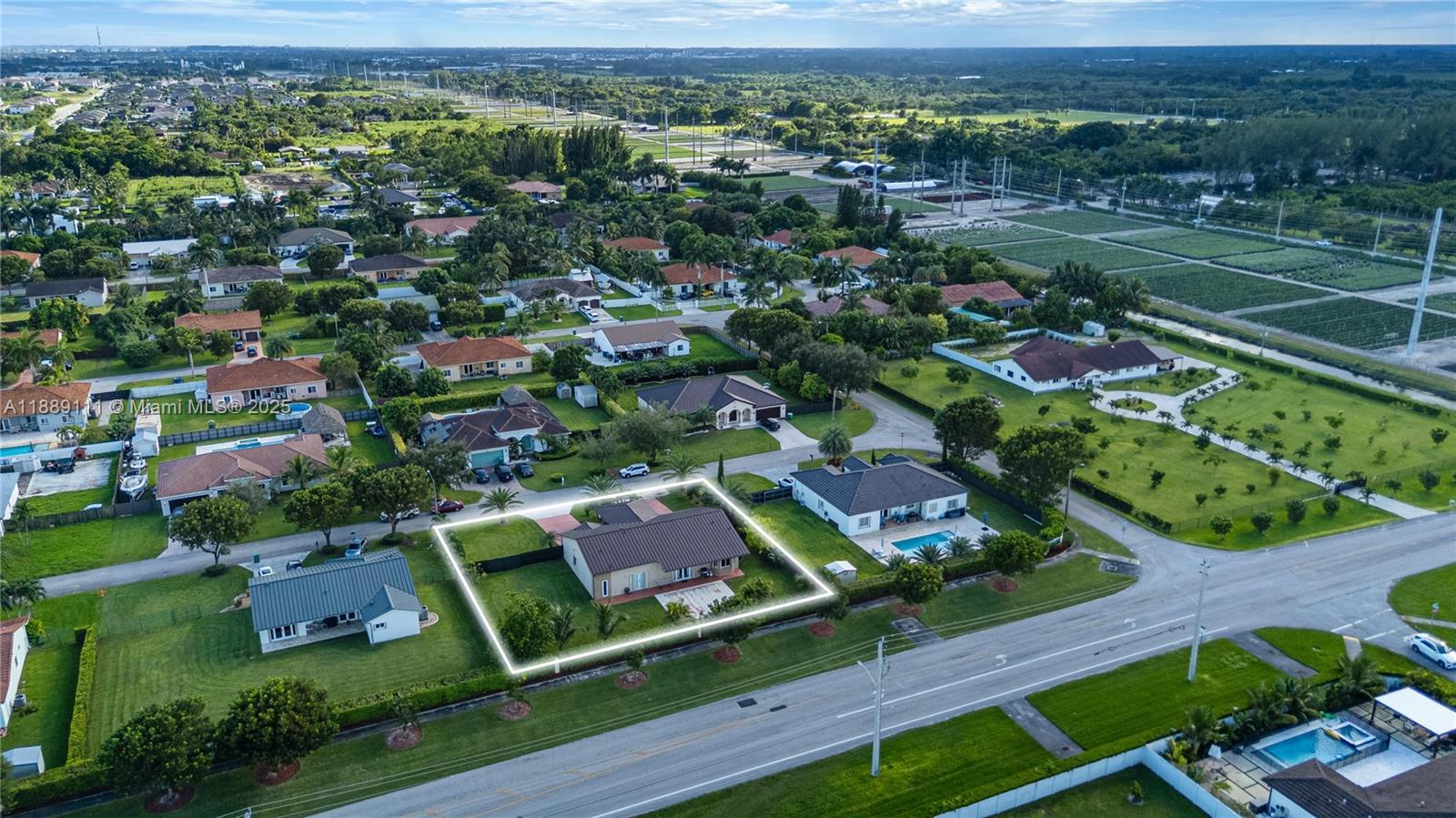 ESTATE MANSIONS - Residential