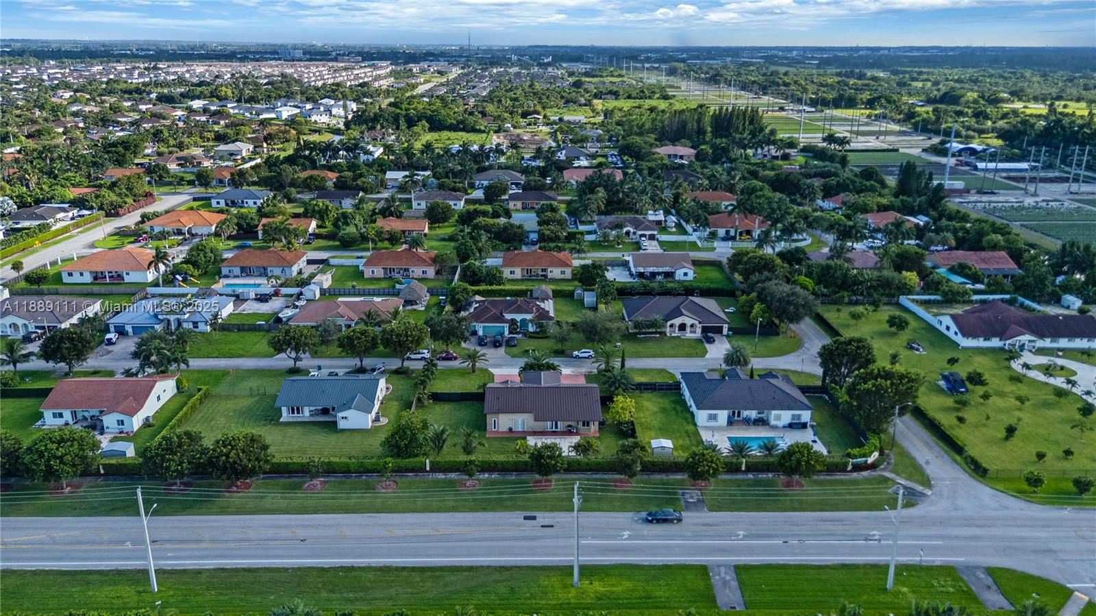 ESTATE MANSIONS - Residential