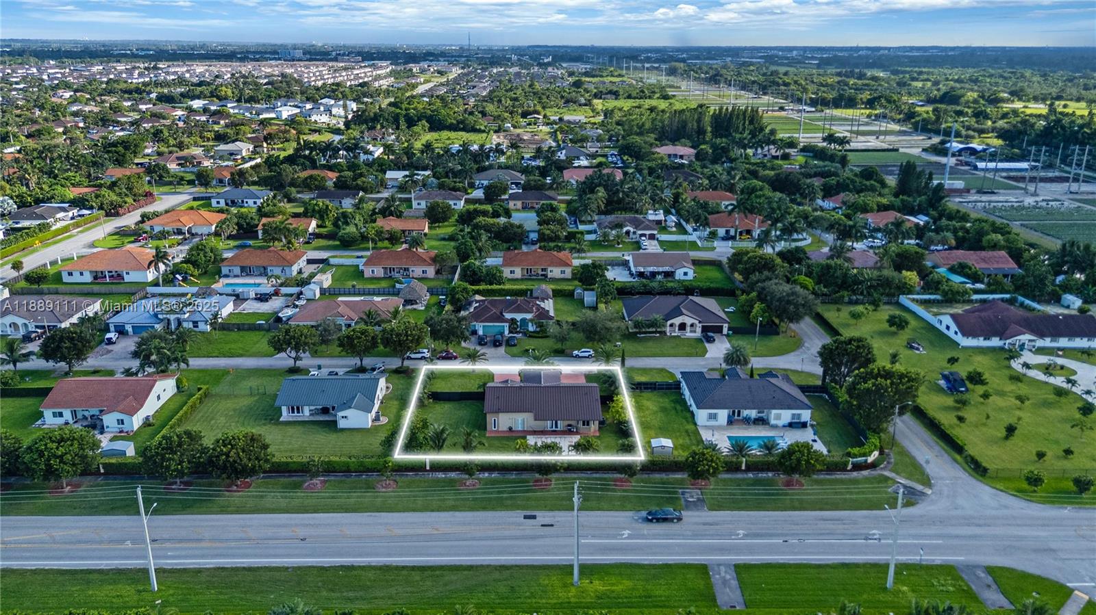ESTATE MANSIONS - Residential