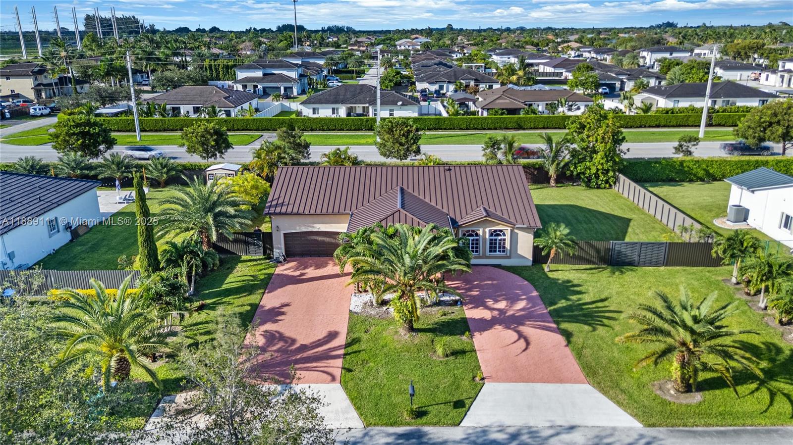 ESTATE MANSIONS - Residential