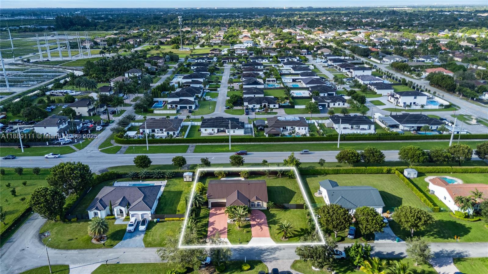 ESTATE MANSIONS - Residential