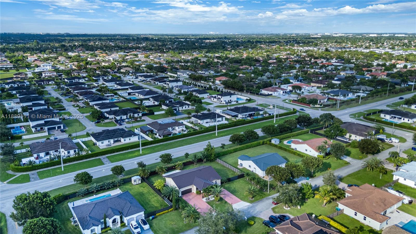 ESTATE MANSIONS - Residential