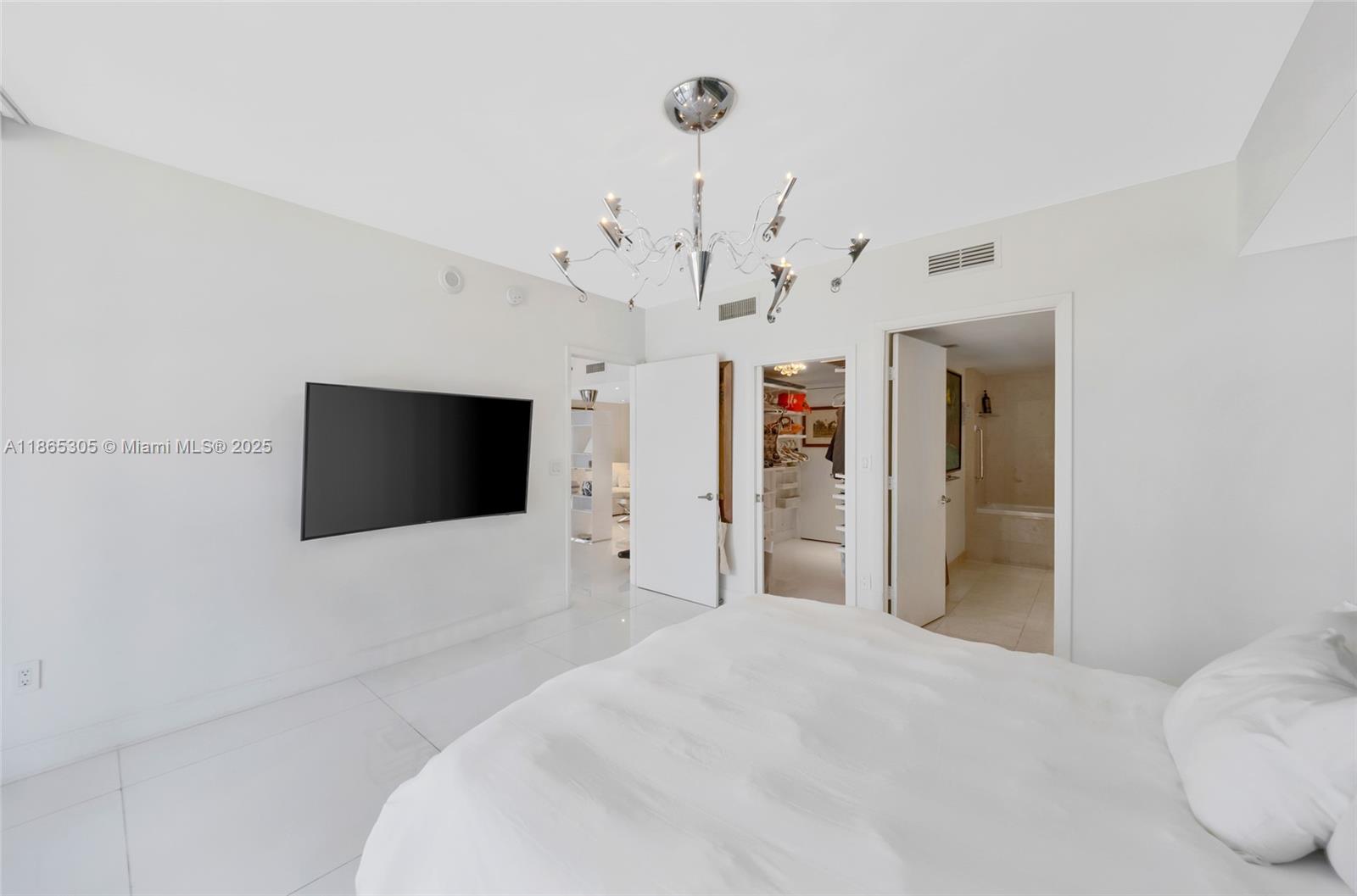 ICON BRICKELL CONDO NO 1 - Residential