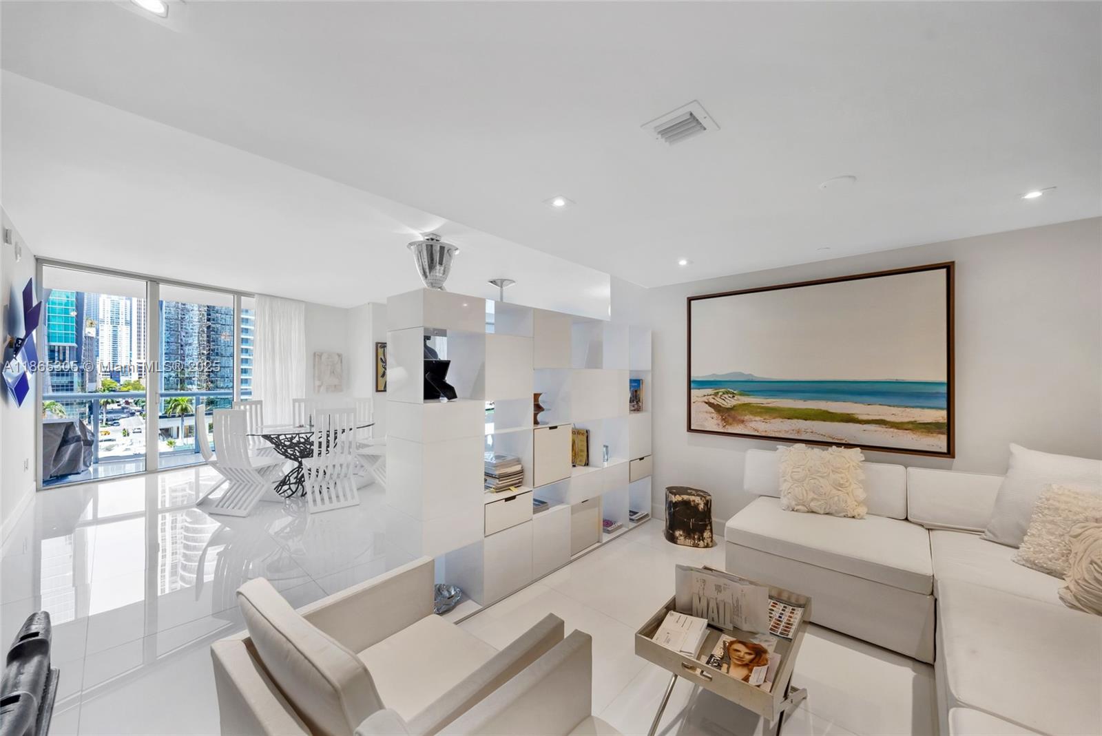 ICON BRICKELL CONDO NO 1 - Residential