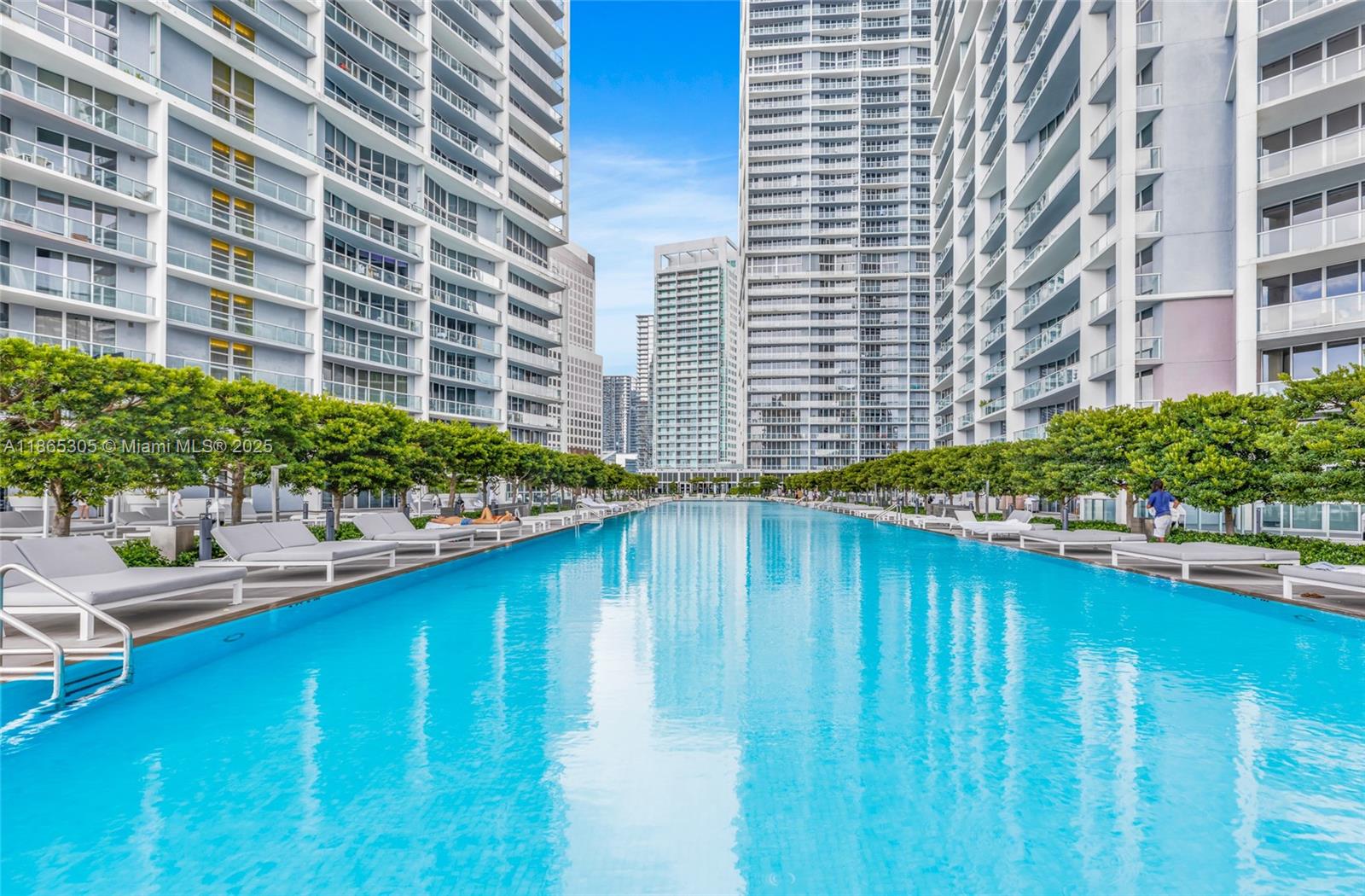 ICON BRICKELL CONDO NO 1 - Residential