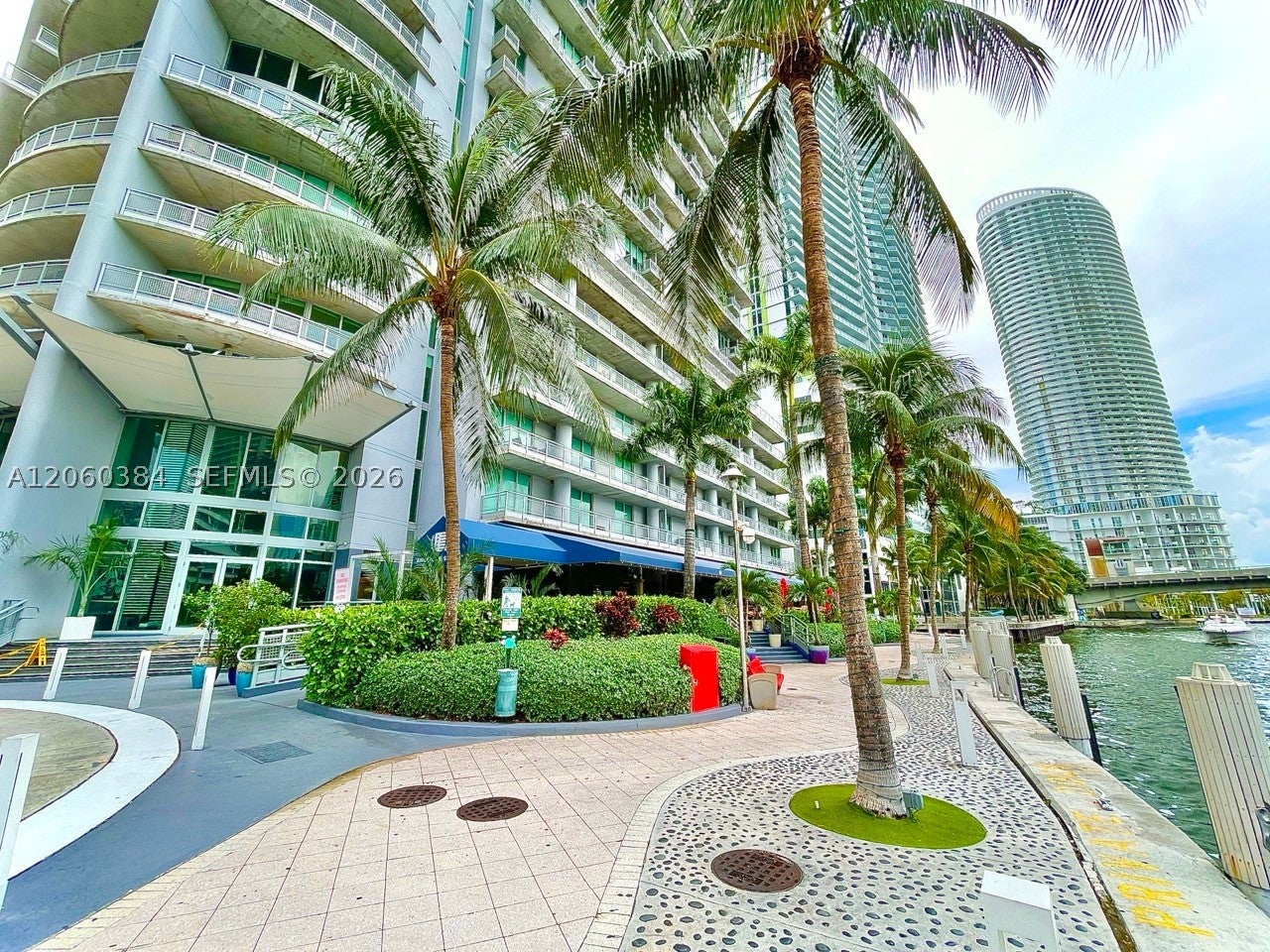 690 SW 1st Ct 1923