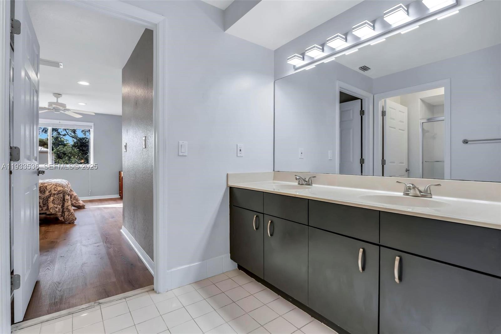 PEMBROKE ISLES - Residential