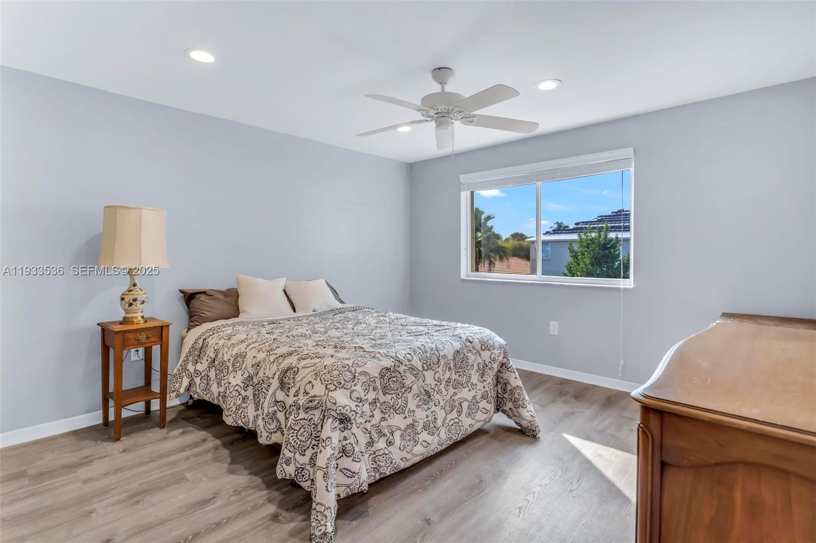 PEMBROKE ISLES - Residential