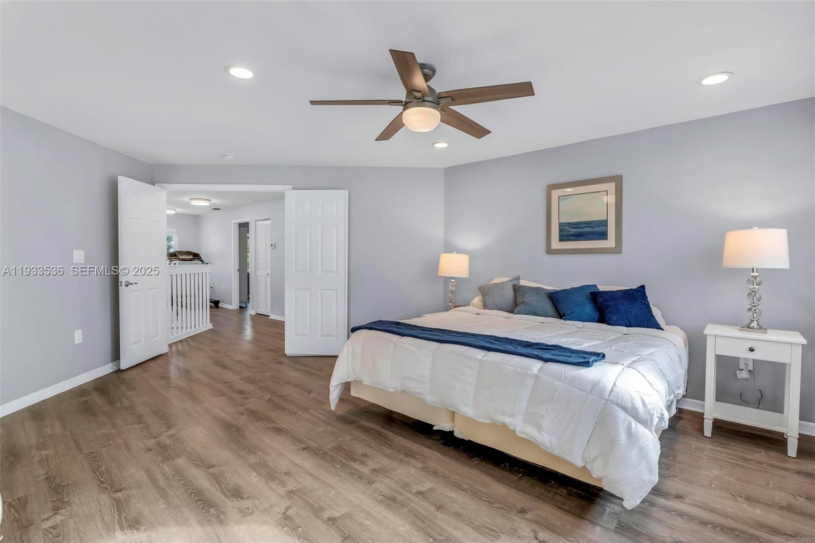 PEMBROKE ISLES - Residential