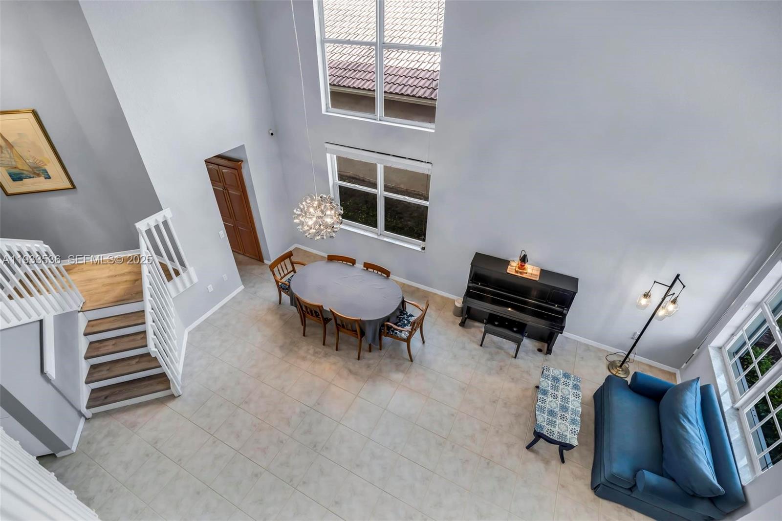 PEMBROKE ISLES - Residential