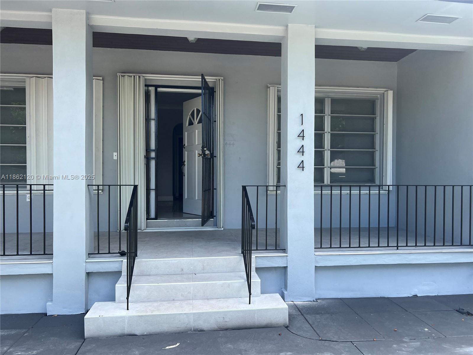 1444 NW 38th St 1444