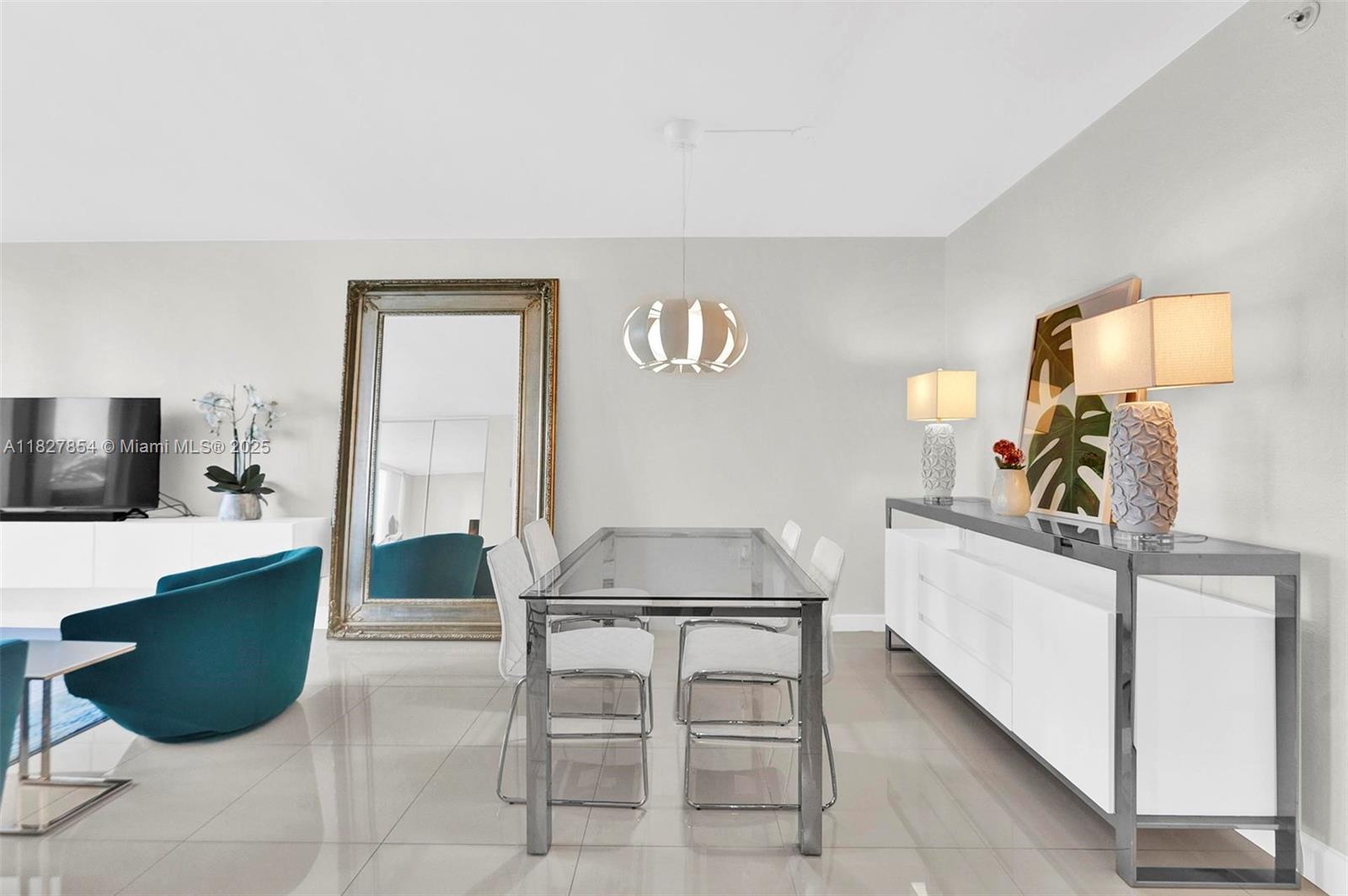 10275 Collins Ave 406