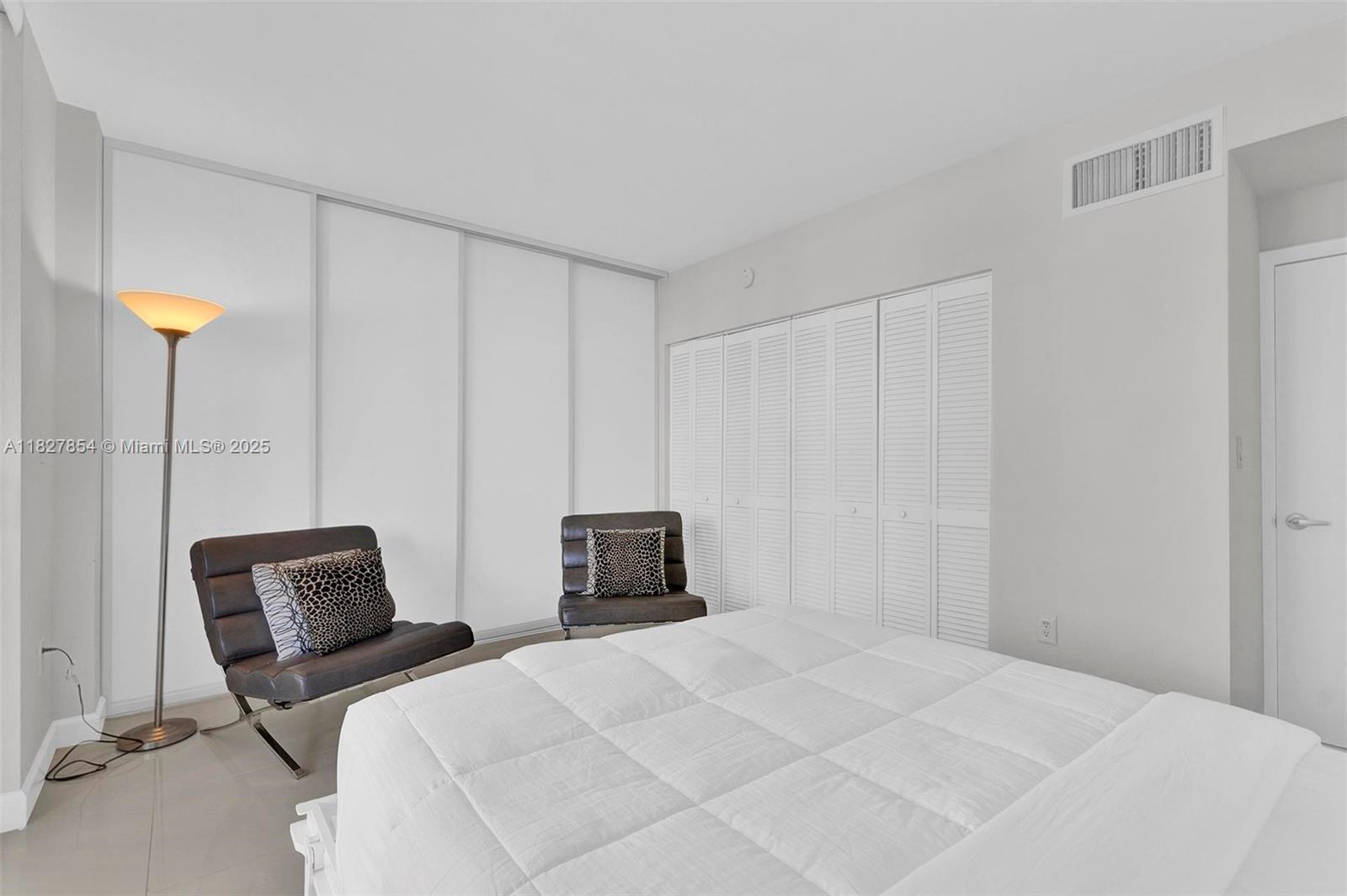 HARBOUR HOUSE - Residential Lease