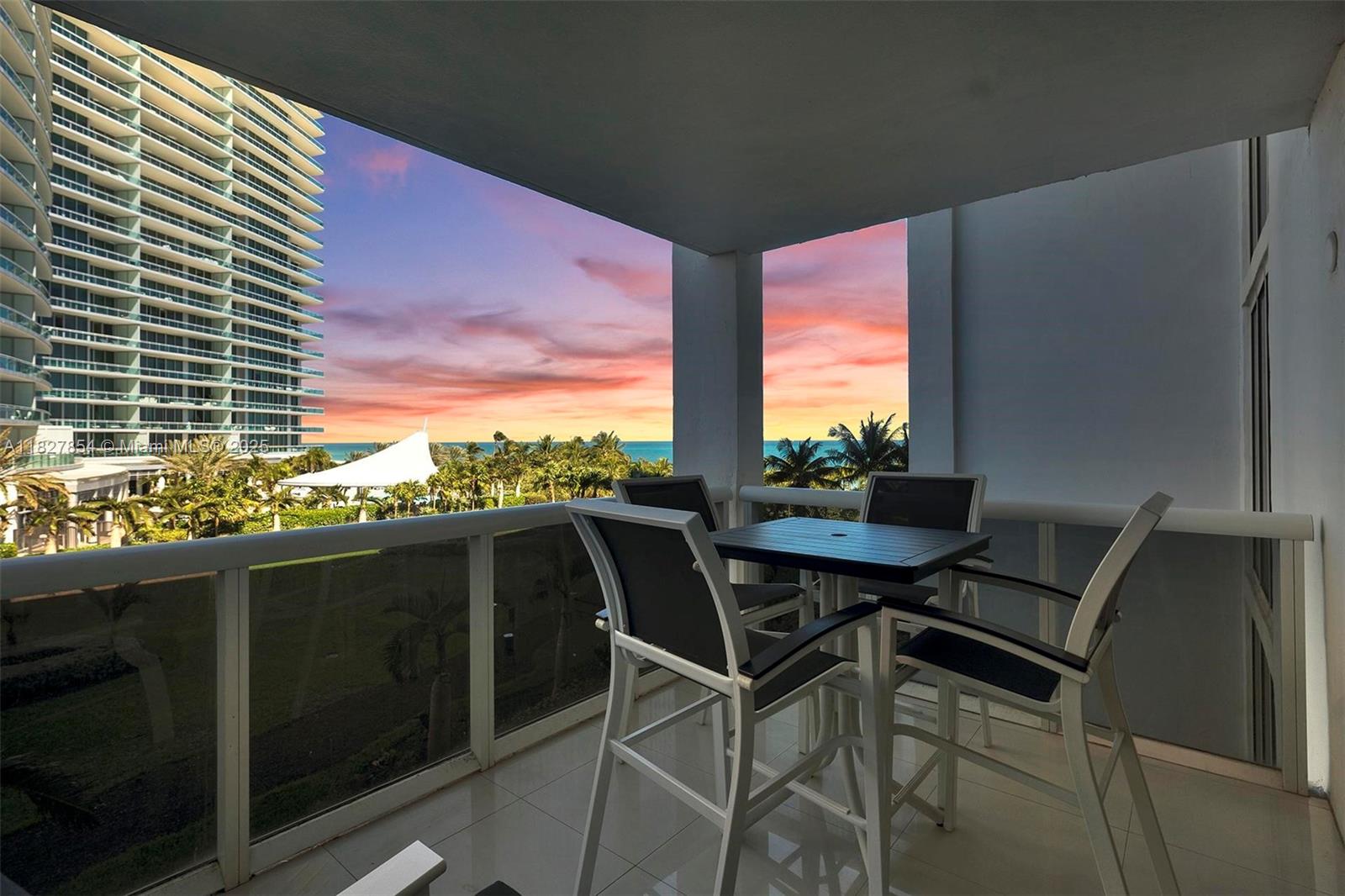 10275 Collins Ave 406