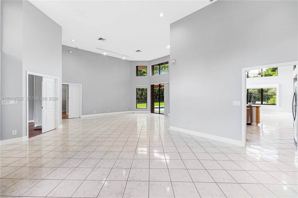 Photo of 1256 S Manor Dr S, Weston, FL 33326 (MLS # A12019522)