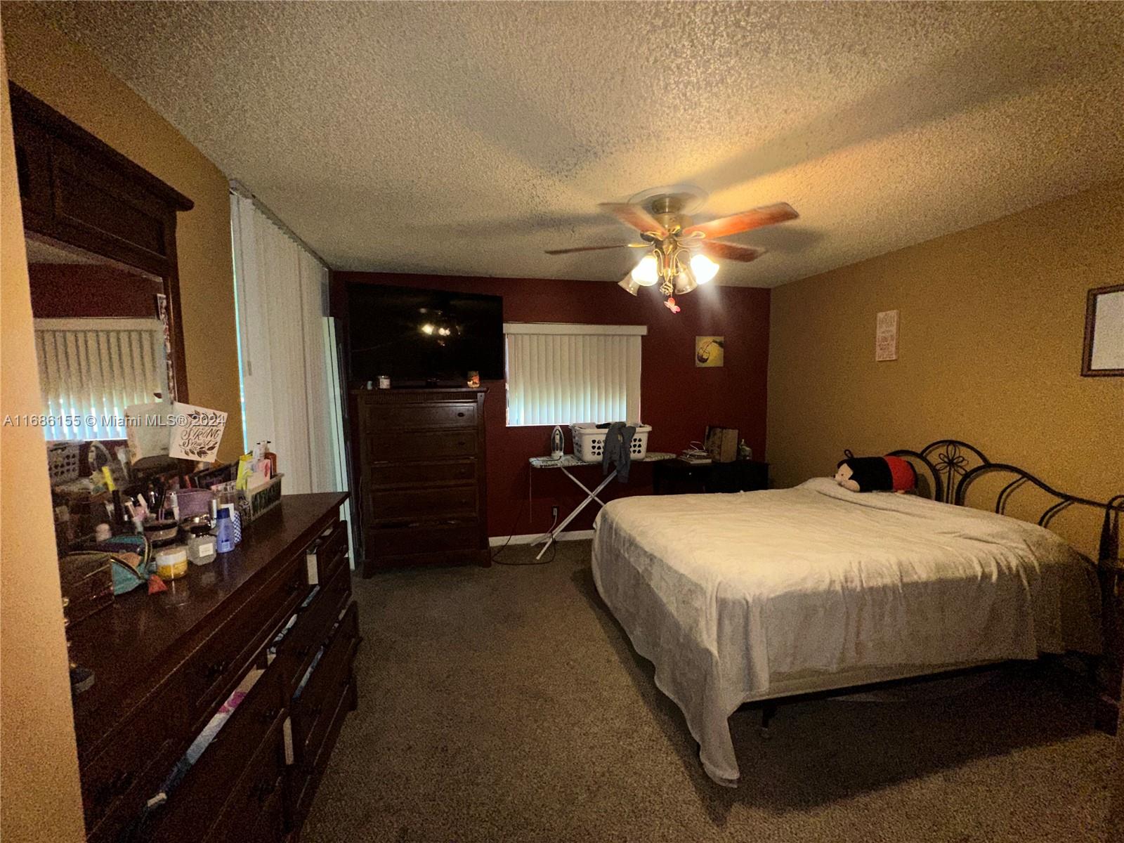 PLANTATION RACQUET CLUB - Residential