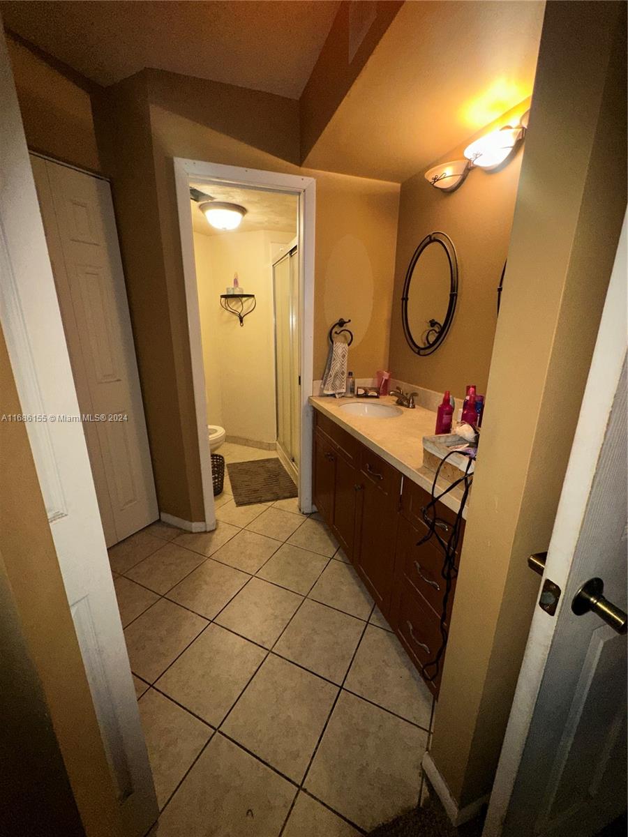 PLANTATION RACQUET CLUB - Residential
