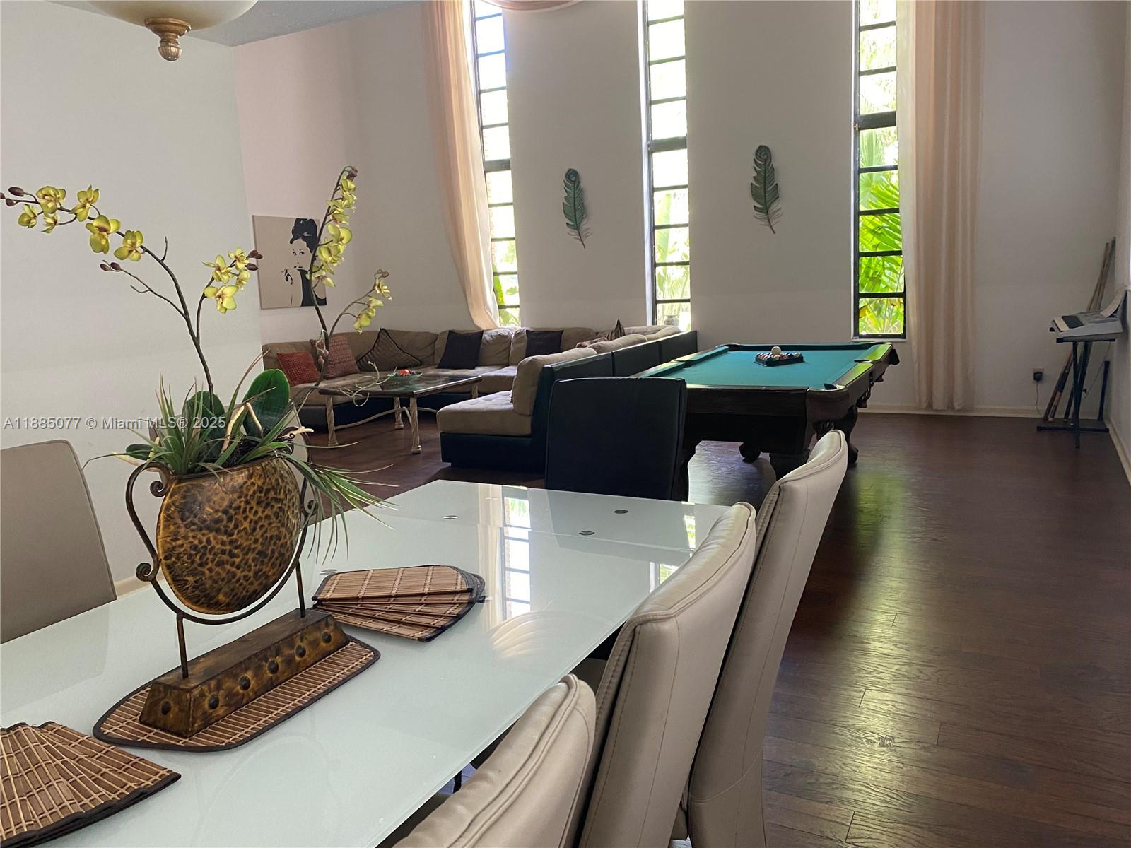 HOLLYWOOD GOLF ESTATES SE - Residential Lease