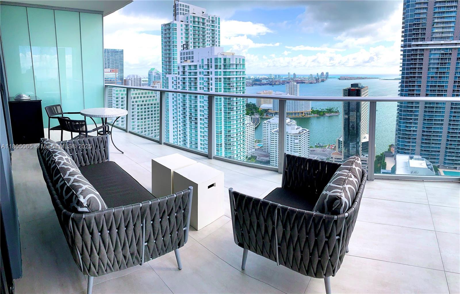 Rental Property at 1010 Brickell Ave 4205, Miami, Broward County, Florida - Bedrooms: 3 
Bathrooms: 3  - $10,500 MO.