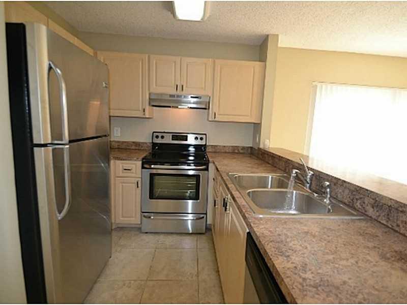 APPLE CREEK 133-8 B POR T - Residential Lease