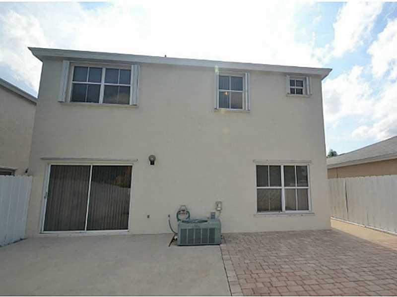 APPLE CREEK 133-8 B POR T - Residential Lease