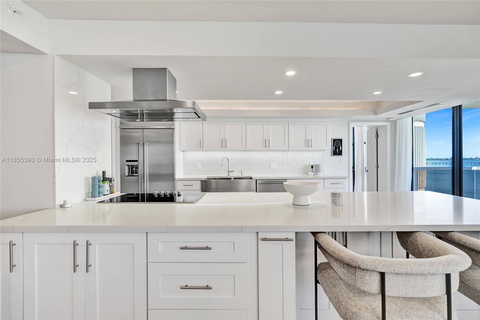 NINE ISLAND AVENUE CONDO - Residential