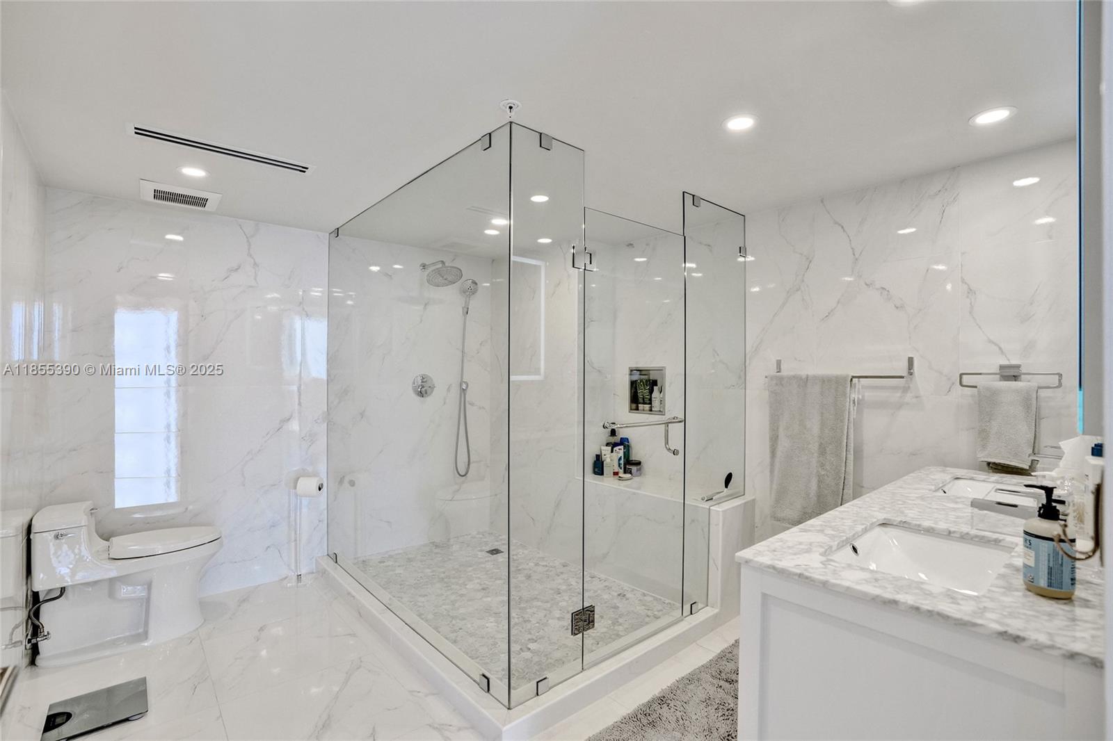 NINE ISLAND AVENUE CONDO - Residential