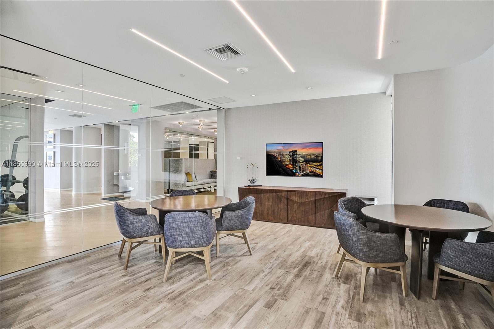 NINE ISLAND AVENUE CONDO - Residential