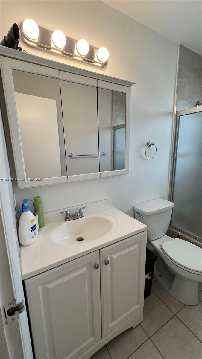 CRYSTAL LAKE 941 CONDO - Residential Lease