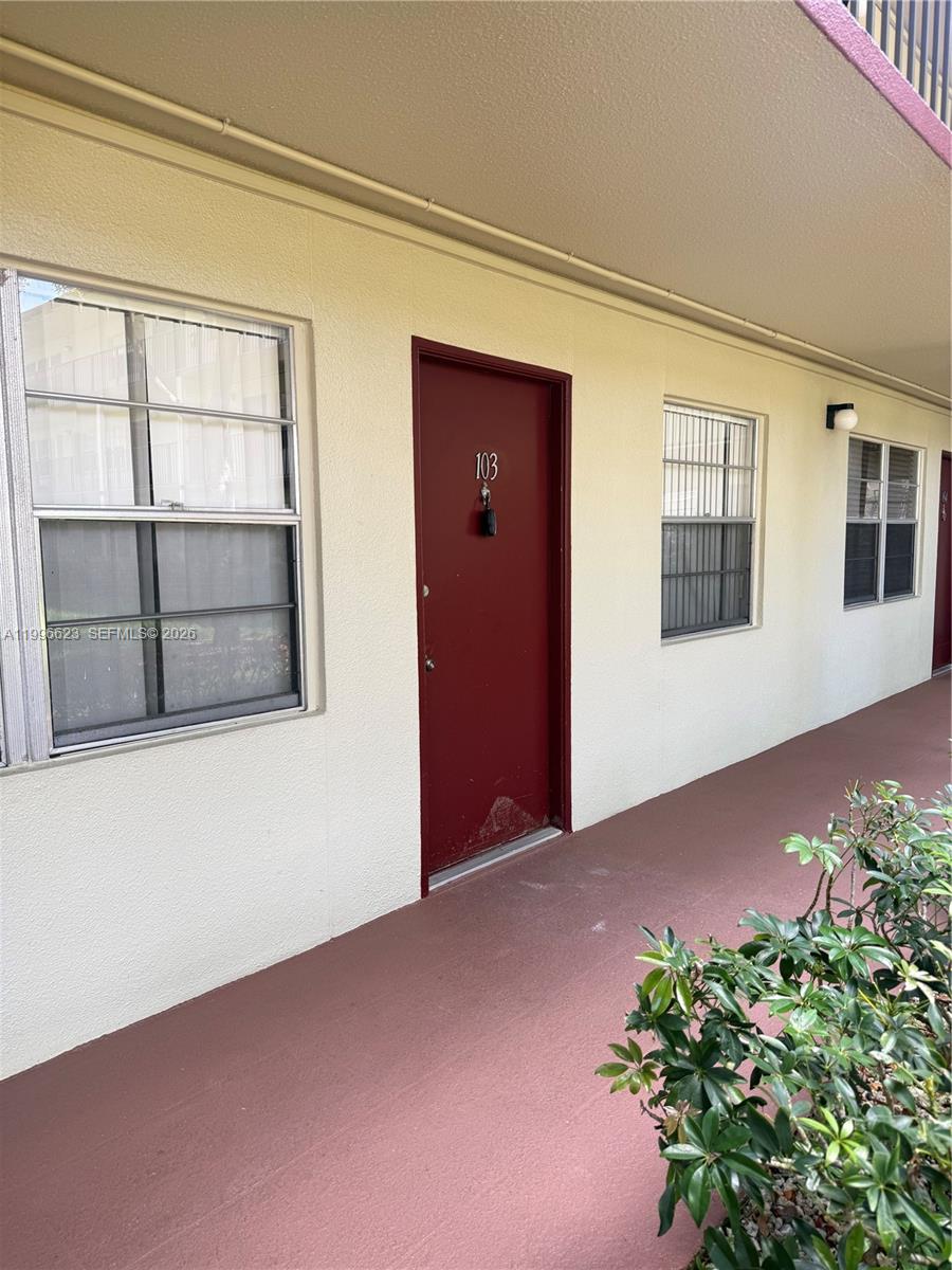 NEW HAMPTON AT CENTURY VI - Residential