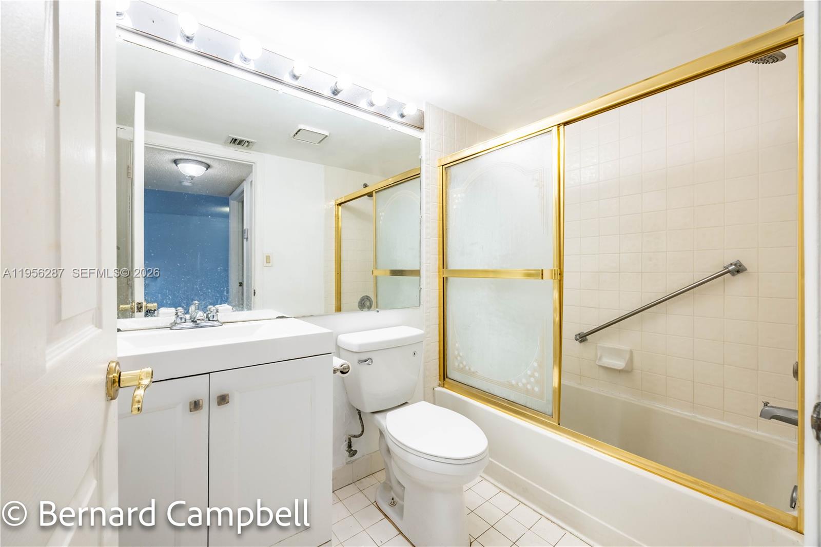 DEVON CONDOMINIUM - Residential