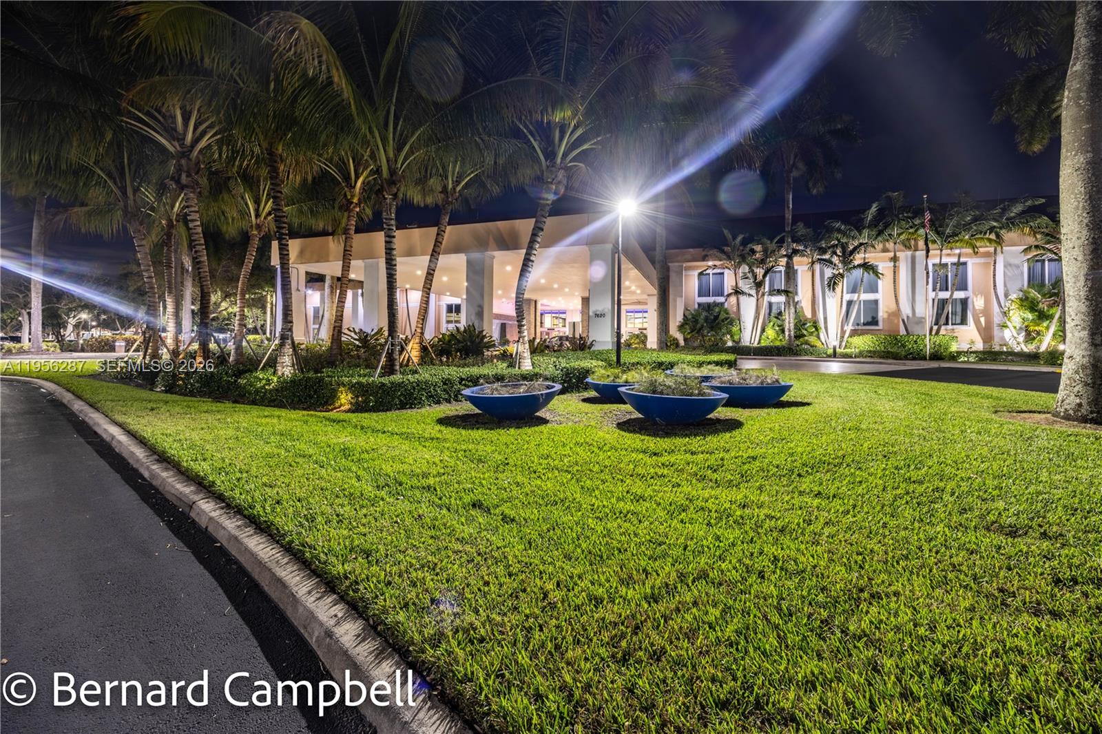 DEVON CONDOMINIUM - Residential